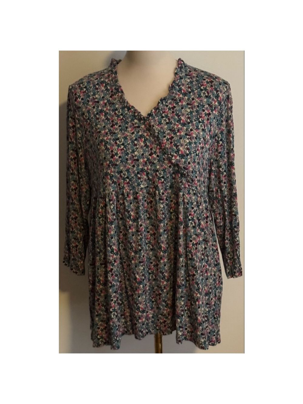 Women's SKYE'S THE LIMIT Blue Pink Floral Tunic Top L